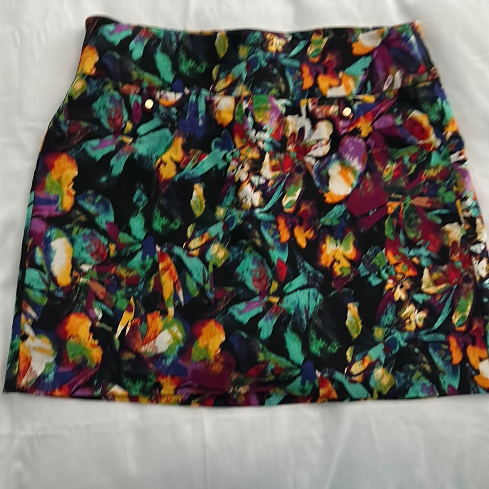 Skort size 4 by ATTYRE New York